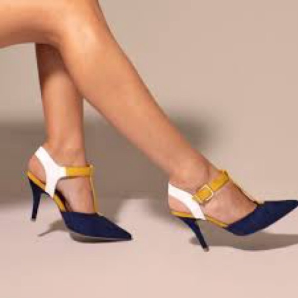 True Soul Multi Color Heels sz-9. These beautiful heels are screaming your name.